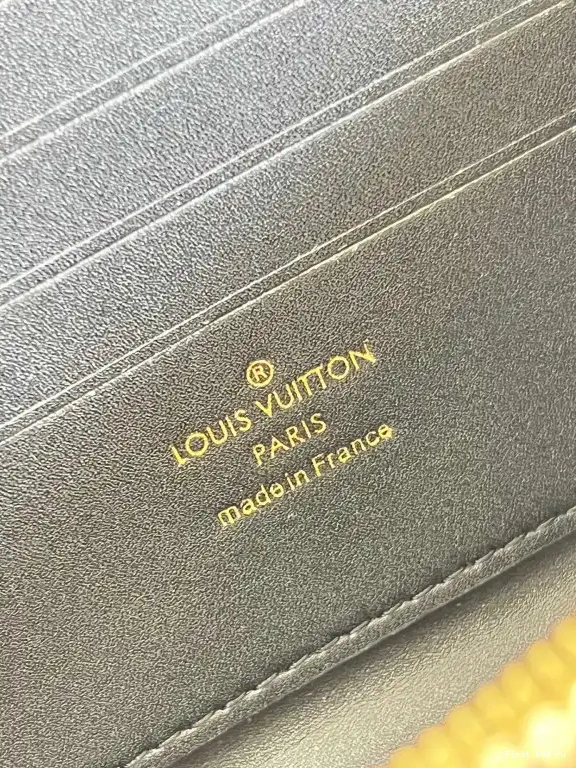 Frstbag ru TRUNK VUITTON VERTICAL LOUIS 0602